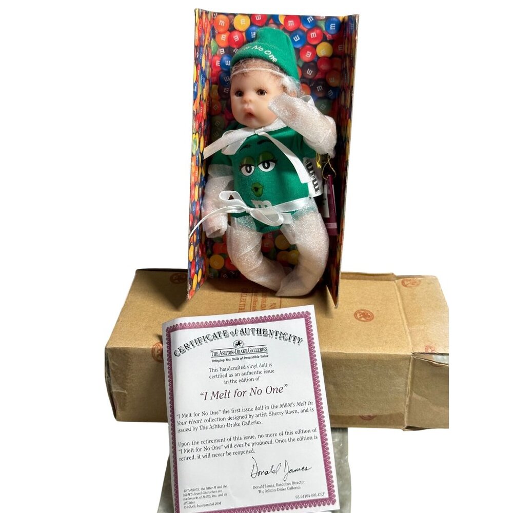 M&M Green Doll Ashton-Drake Galleries "I Melt For No One" Limited Edition Gift